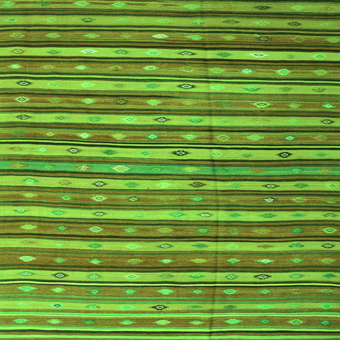 Round Machine Washable Oriental Green Traditional Area Rugs, wshcon847grn