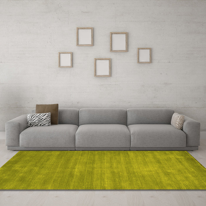 Machine Washable Abstract Yellow Contemporary Rug in a Living Room, wshcon84yw