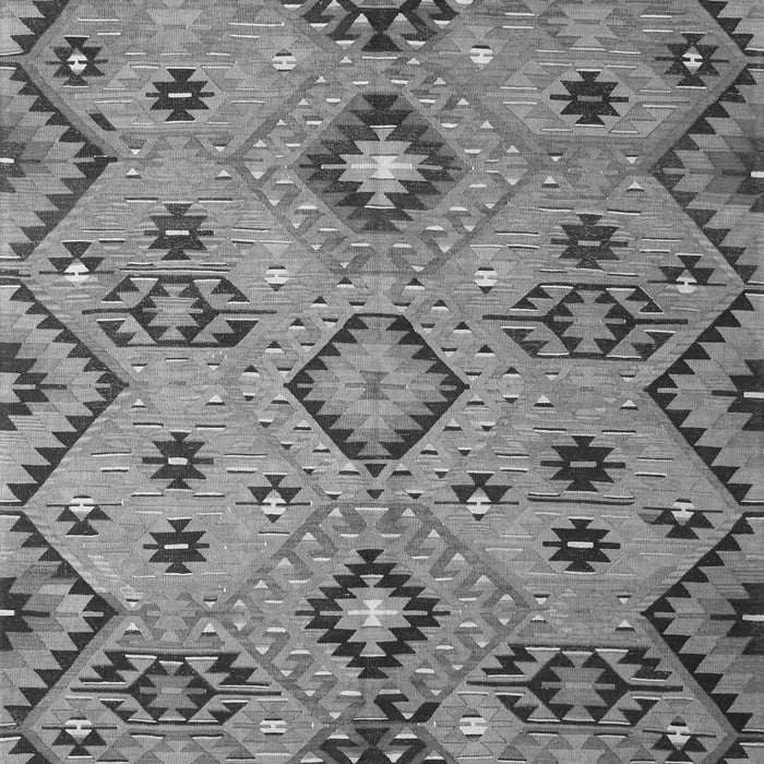 Serging Thickness of Machine Washable Southwestern Gray Country Rug, wshcon851gry