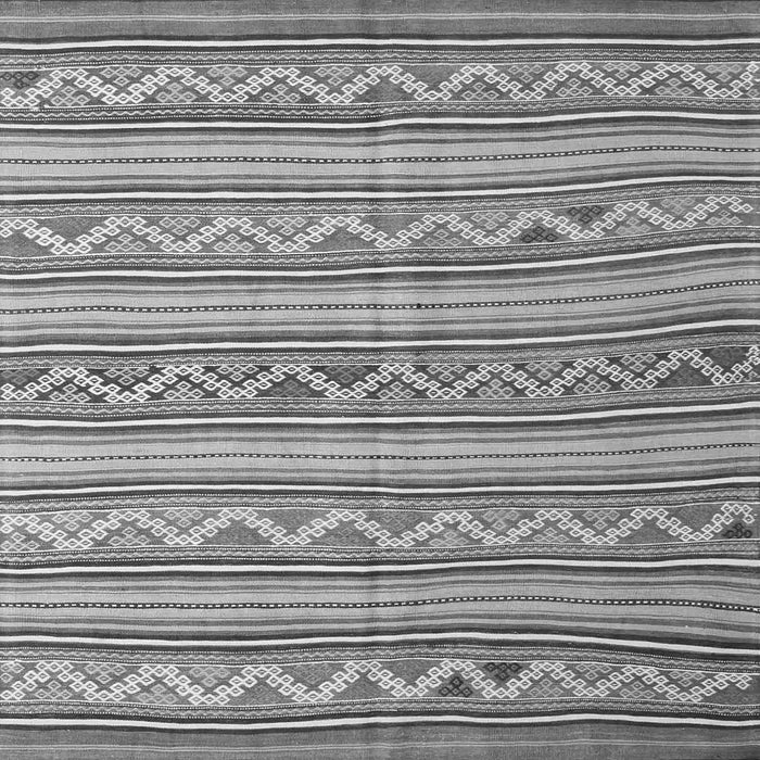 Serging Thickness of Southwestern Gray Country Rug, con852gry