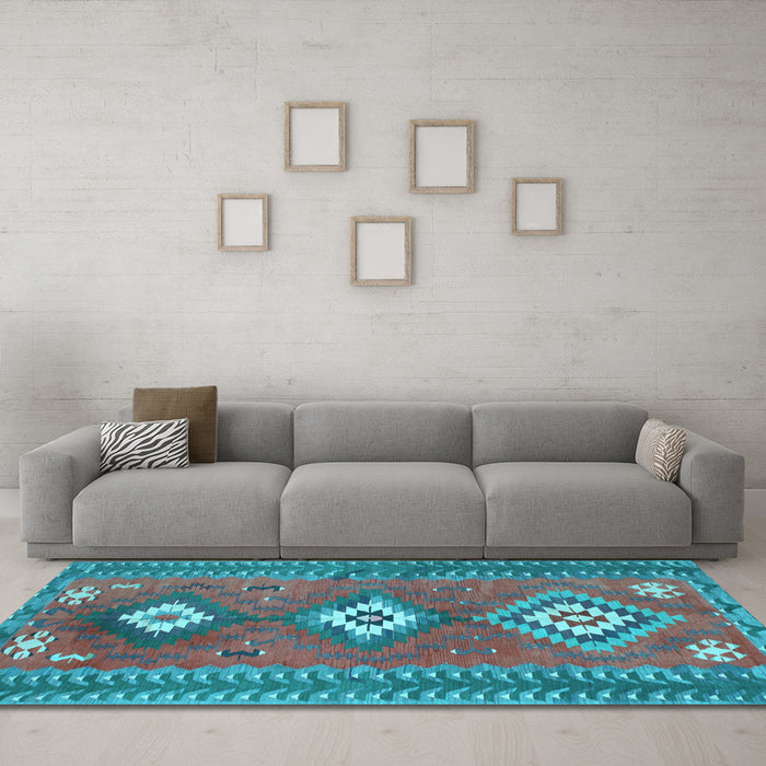 Machine Washable Oriental Light Blue Traditional Rug in a Living Room, wshcon856lblu
