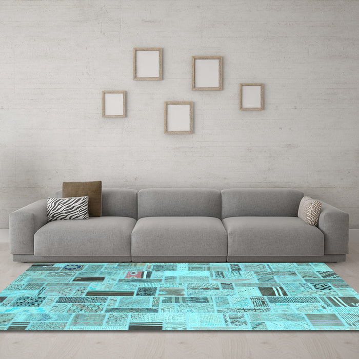 Machine Washable Patchwork Light Blue Transitional Rug in a Living Room, wshcon861lblu