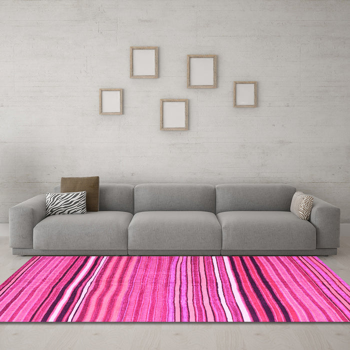 Machine Washable Oriental Pink Traditional Rug in a Living Room, wshcon864pnk