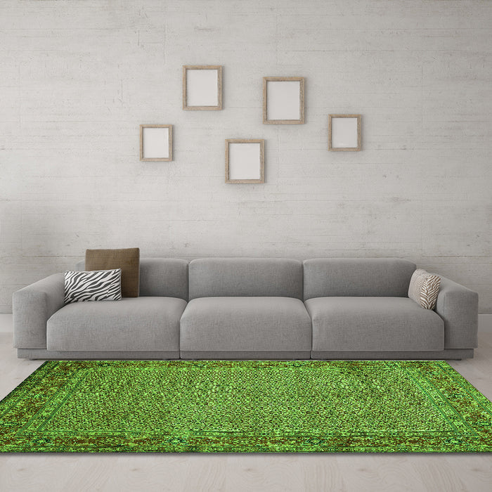 Machine Washable Abstract Green Contemporary Area Rugs in a Living Room,, wshcon865grn