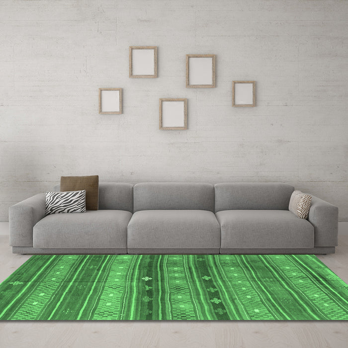 Machine Washable Southwestern Emerald Green Country Area Rugs in a Living Room,, wshcon867emgrn