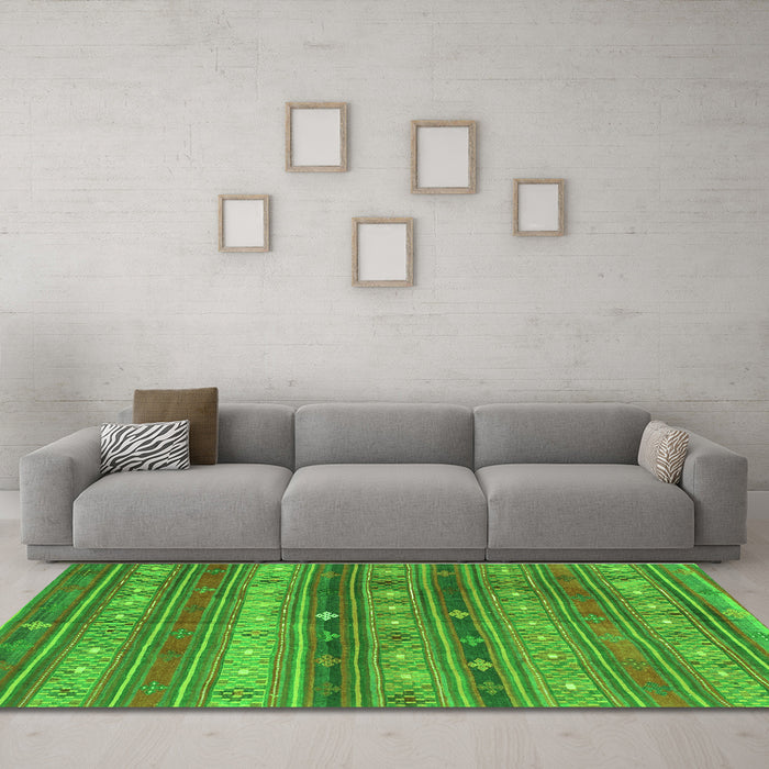 Machine Washable Southwestern Green Country Area Rugs in a Living Room,, wshcon867grn