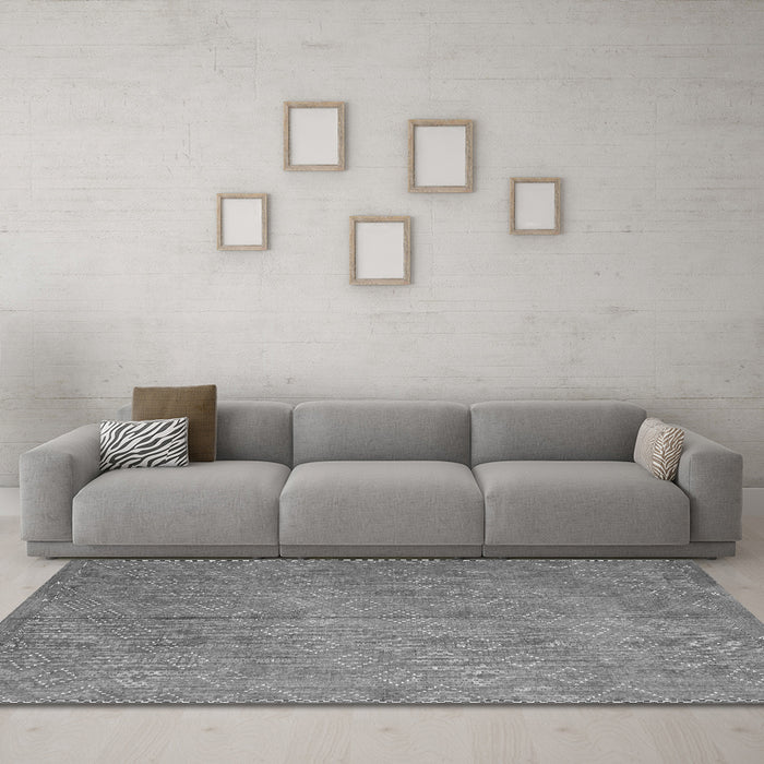 Machine Washable Abstract Gray Contemporary Rug in a Living Room,, wshcon868gry