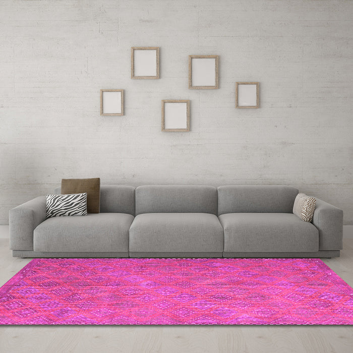 Machine Washable Abstract Pink Contemporary Rug in a Living Room, wshcon868pnk