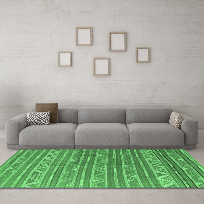 Machine Washable Southwestern Emerald Green Country Area Rugs in a Living Room,, wshcon871emgrn