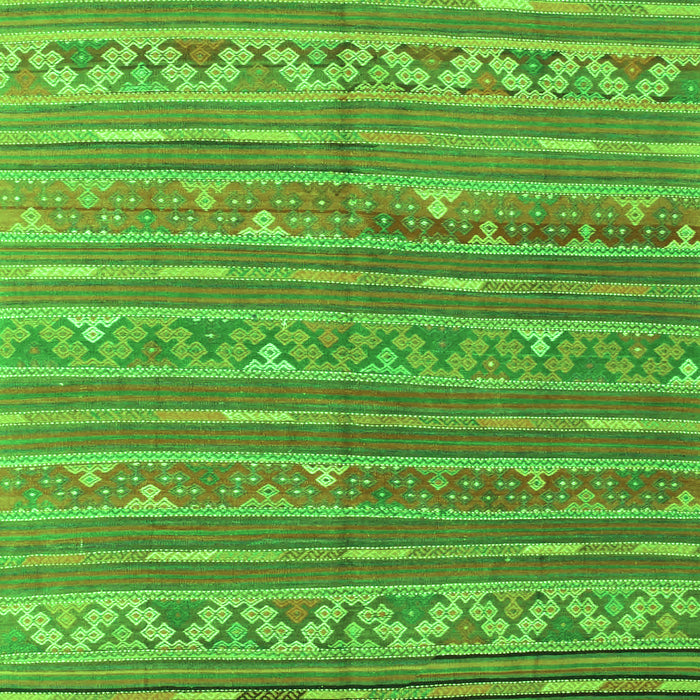 Serging Thickness of Machine Washable Southwestern Green Country Area Rugs, wshcon871grn