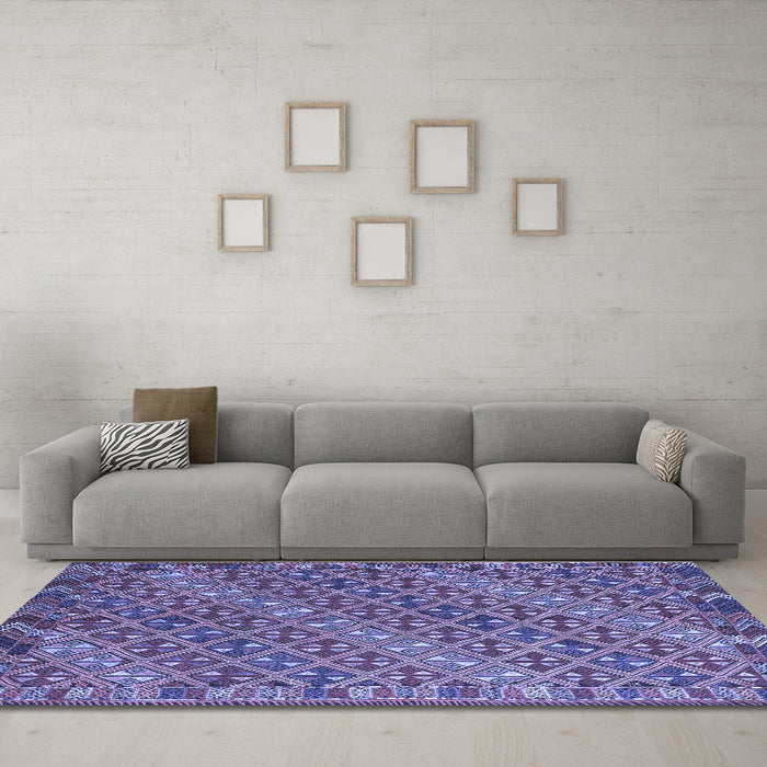Machine Washable Oriental Blue Traditional Rug in a Living Room, wshcon872blu