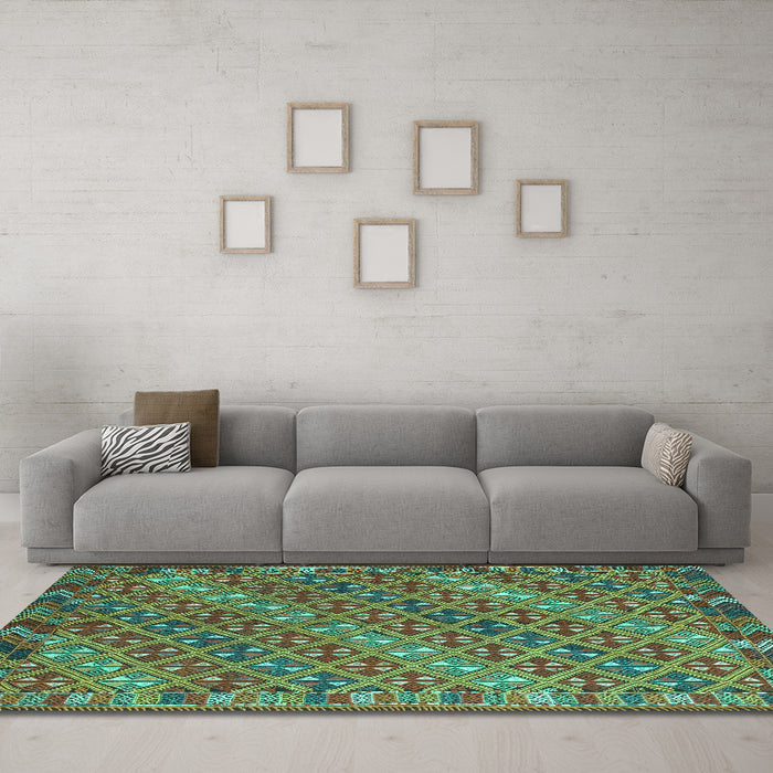 Machine Washable Oriental Turquoise Traditional Area Rugs in a Living Room,, wshcon872turq