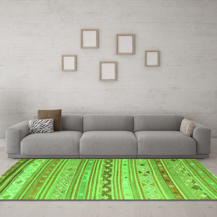 Machine Washable Southwestern Green Country Area Rugs in a Living Room,, wshcon873grn