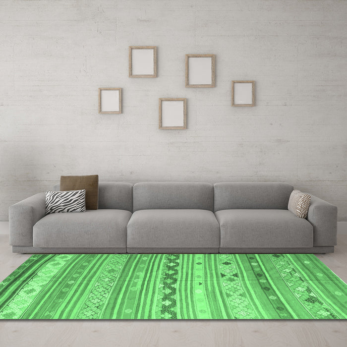 Machine Washable Southwestern Emerald Green Country Area Rugs in a Living Room,, wshcon873emgrn
