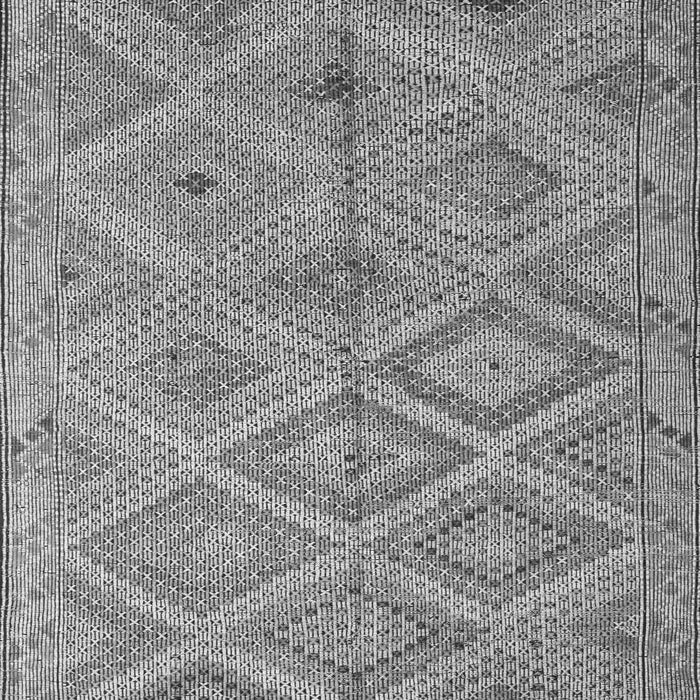 Serging Thickness of Machine Washable Southwestern Gray Country Rug, wshcon874gry