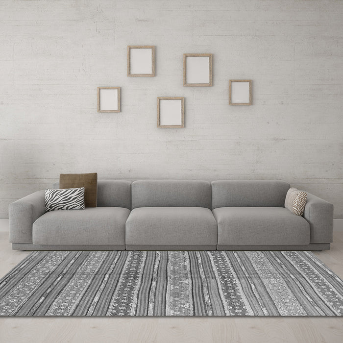Machine Washable Abstract Gray Contemporary Rug in a Living Room,, wshcon878gry