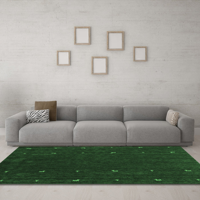 Machine Washable Abstract Emerald Green Contemporary Area Rugs in a Living Room,, wshcon895emgrn