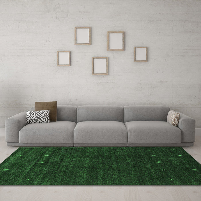 Machine Washable Abstract Emerald Green Contemporary Area Rugs in a Living Room,, wshcon898emgrn