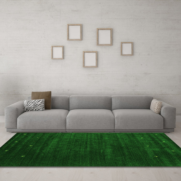 Machine Washable Abstract Green Contemporary Area Rugs in a Living Room,, wshcon899grn