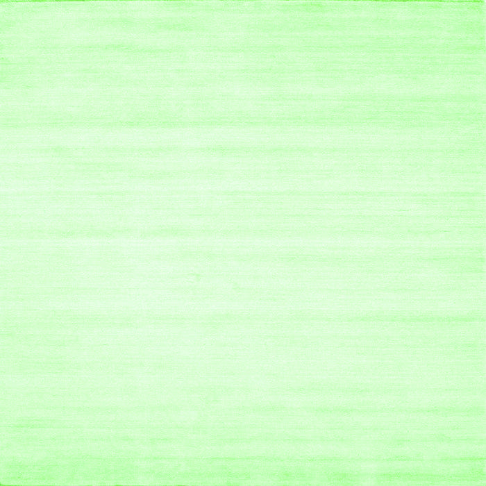 Serging Thickness of Solid Green Modern Rug, con89grn