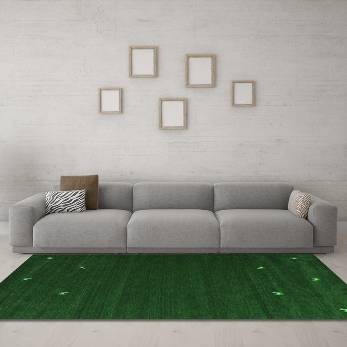 Machine Washable Abstract Emerald Green Contemporary Area Rugs in a Living Room,, wshcon903emgrn