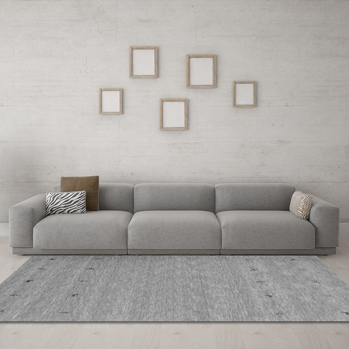 Machine Washable Abstract Gray Contemporary Rug in a Living Room,, wshcon912gry