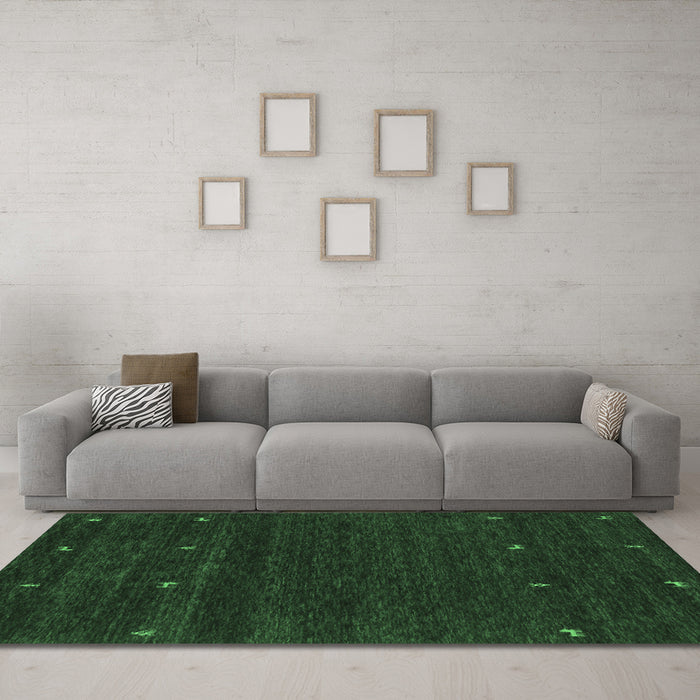 Machine Washable Abstract Emerald Green Contemporary Area Rugs in a Living Room,, wshcon914emgrn