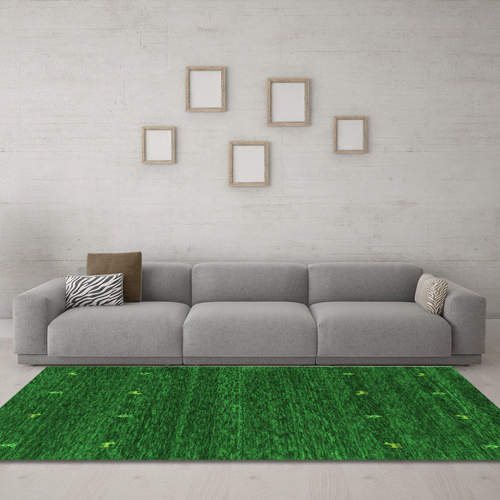 Machine Washable Abstract Green Contemporary Area Rugs in a Living Room,, wshcon916grn