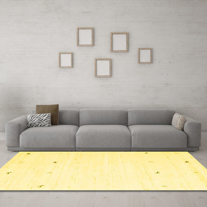 Machine Washable Solid Yellow Modern Rug in a Living Room, wshcon917yw