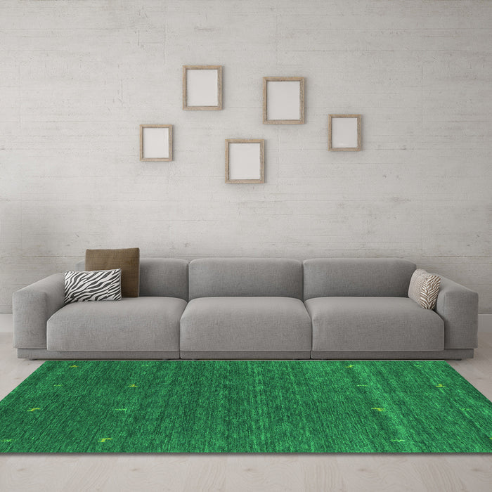 Machine Washable Abstract Green Contemporary Area Rugs in a Living Room,, wshcon924grn