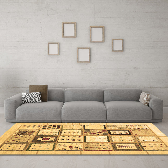 Machine Washable Abstract Brown Contemporary Rug in a Living Room,, wshcon937brn