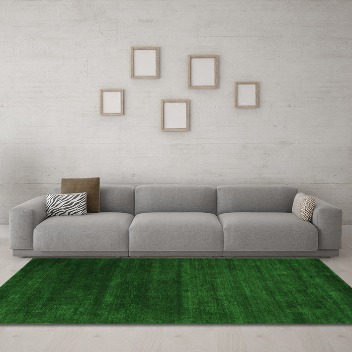 Machine Washable Abstract Green Contemporary Area Rugs in a Living Room,, wshcon93grn