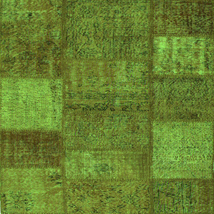 Serging Thickness of Patchwork Green Transitional Rug, con941grn