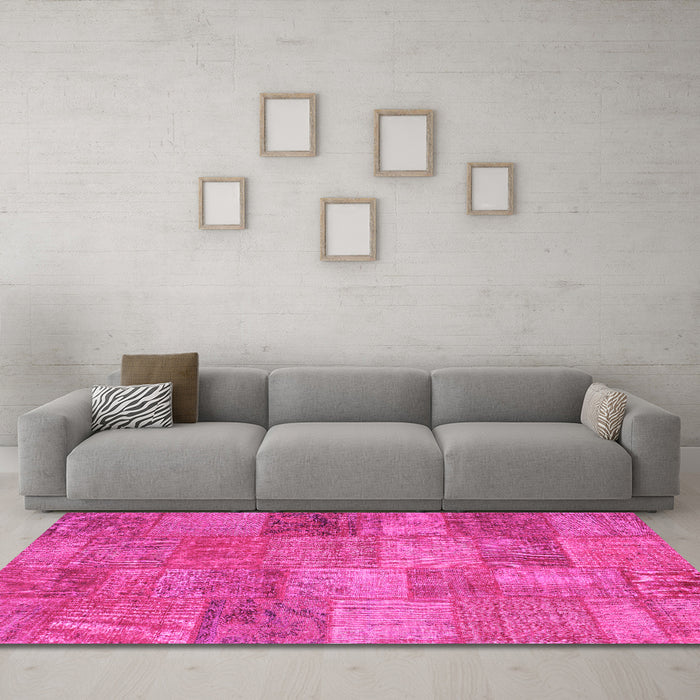 Machine Washable Patchwork Pink Transitional Rug in a Living Room, wshcon942pnk