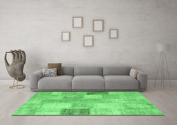 Machine Washable Patchwork Emerald Green Transitional Area Rugs in a Living Room,, wshcon944emgrn