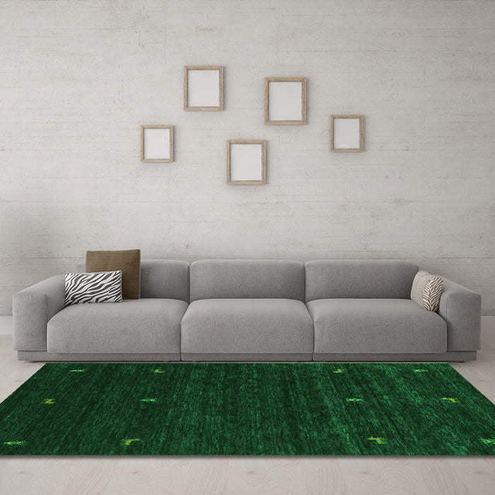 Machine Washable Abstract Green Contemporary Area Rugs in a Living Room,, wshcon948grn