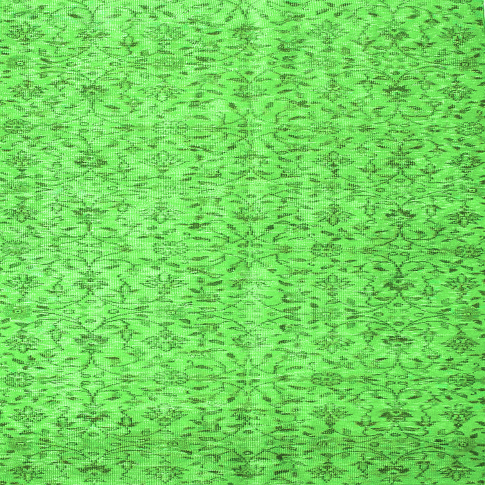 Serging Thickness of Abstract Green Contemporary Rug, con953grn