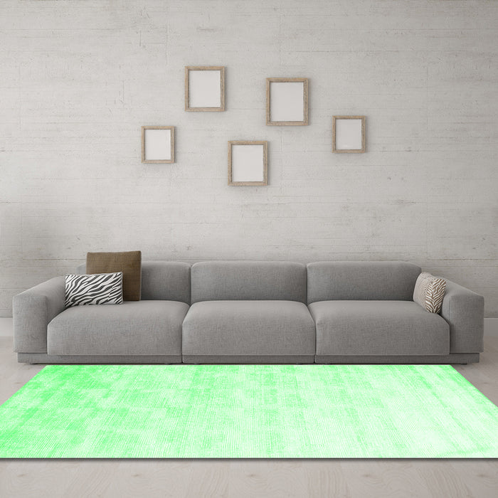 Machine Washable Solid Green Modern Area Rugs in a Living Room,, wshcon960grn