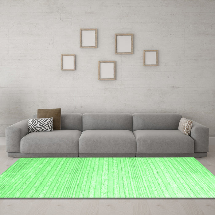 Machine Washable Abstract Emerald Green Contemporary Area Rugs in a Living Room,, wshcon961emgrn