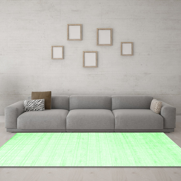 Machine Washable Solid Emerald Green Modern Area Rugs in a Living Room,, wshcon963emgrn
