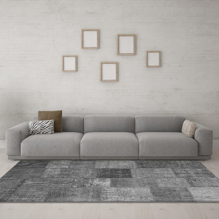 Machine Washable Patchwork Gray Transitional Rug in a Living Room,, wshcon965gry