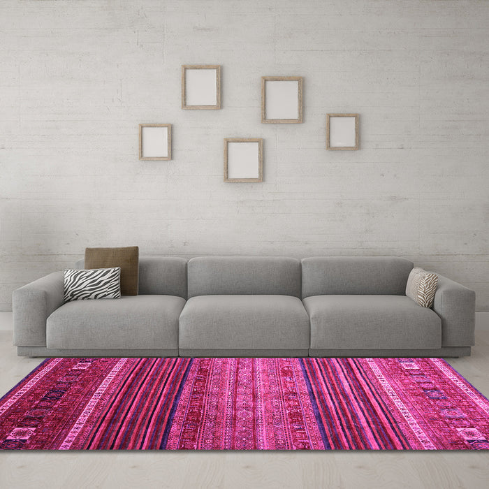 Machine Washable Oriental Pink Traditional Rug in a Living Room, wshcon969pnk
