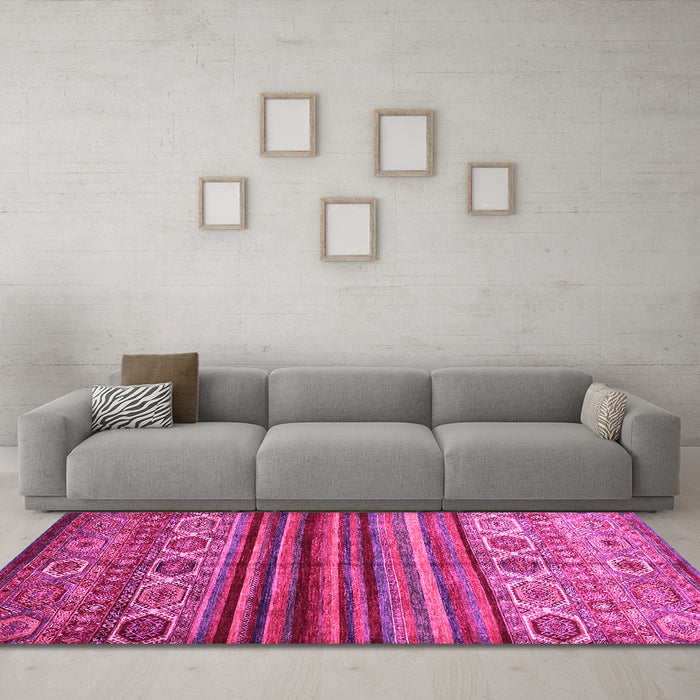 Machine Washable Oriental Pink Traditional Rug in a Living Room, wshcon970pnk