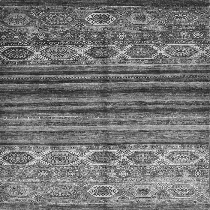 Serging Thickness of Oriental Gray Traditional Rug, con970gry