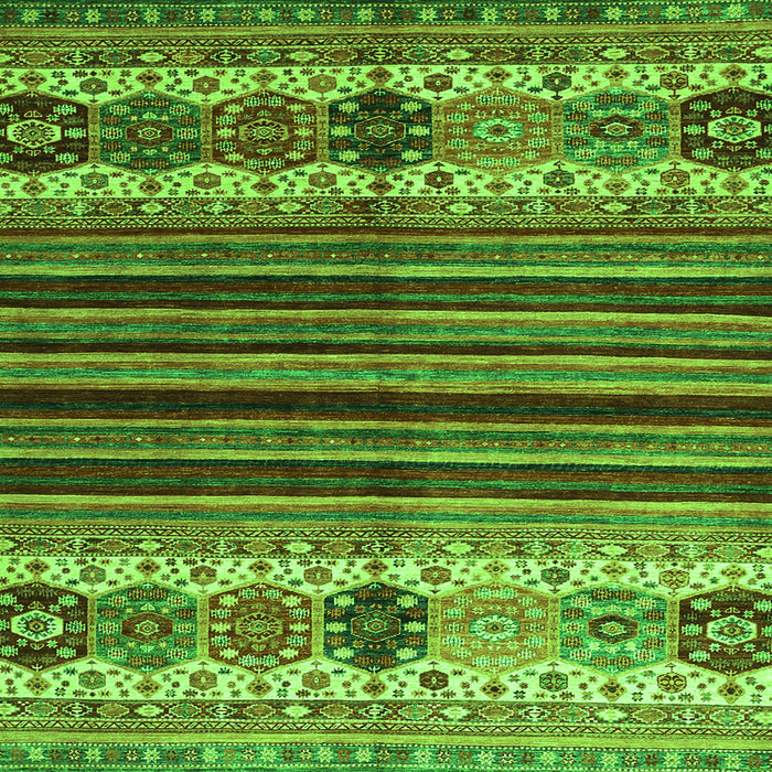 Serging Thickness of Abstract Green Contemporary Rug, con973grn