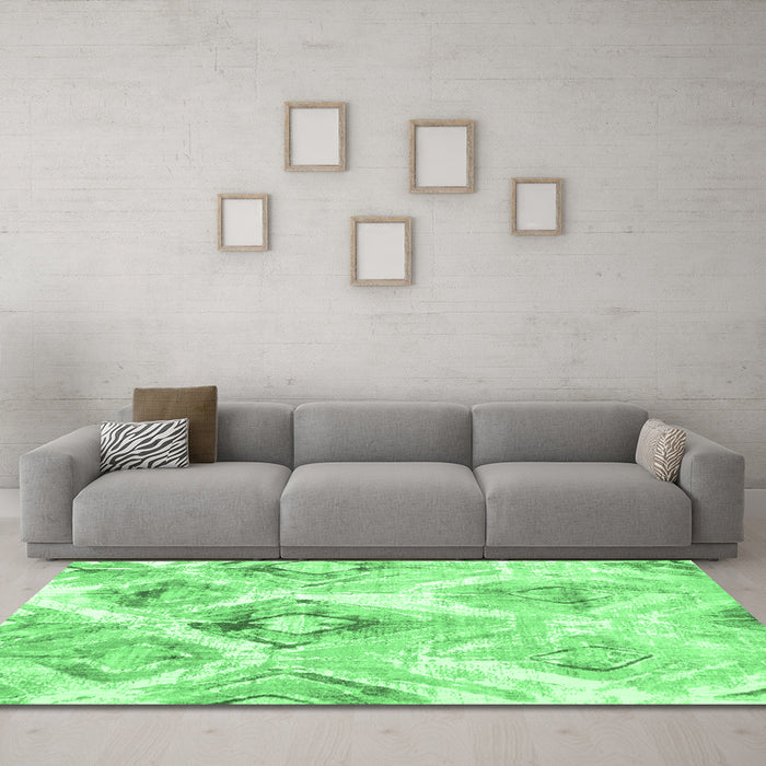 Machine Washable Abstract Emerald Green Contemporary Area Rugs in a Living Room,, wshcon980emgrn