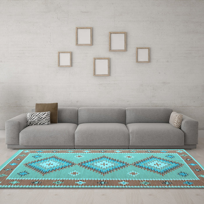 Machine Washable Oriental Light Blue Traditional Rug in a Living Room, wshcon992lblu