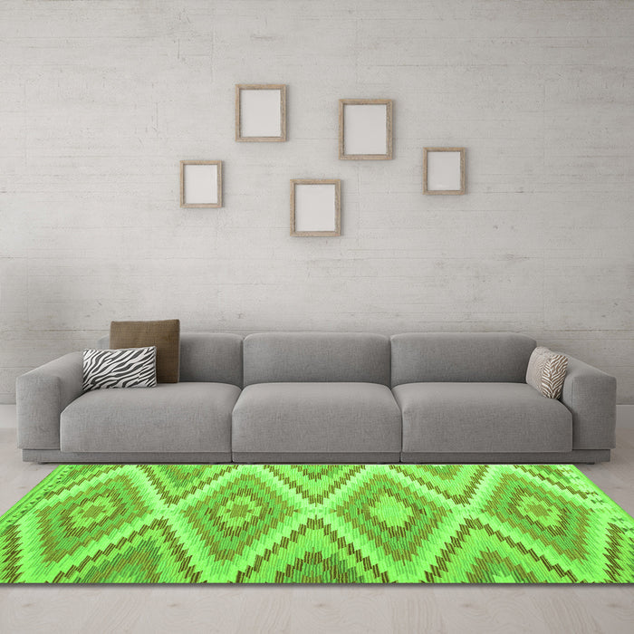 Machine Washable Southwestern Green Country Area Rugs in a Living Room,, wshcon993grn