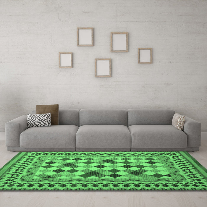 Machine Washable Abstract Emerald Green Contemporary Area Rugs in a Living Room,, wshcon997emgrn