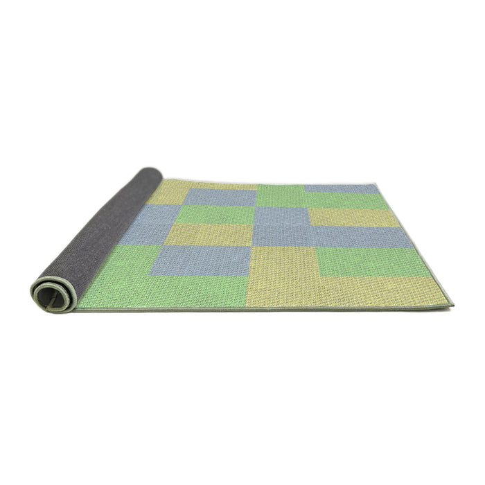 Thickness of Patterned Green Novelty Rug, pat1119